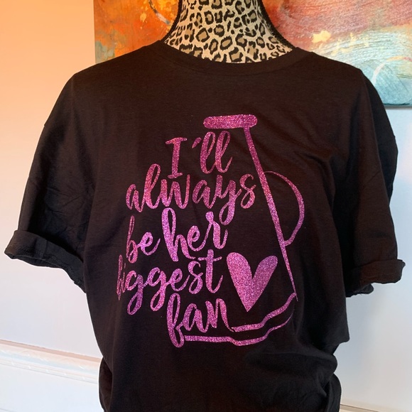 Cheerleader Cheerleading I Will Always Be Her Biggest Fan T-Shirt 2XL-4XL - Picture 2 of 2